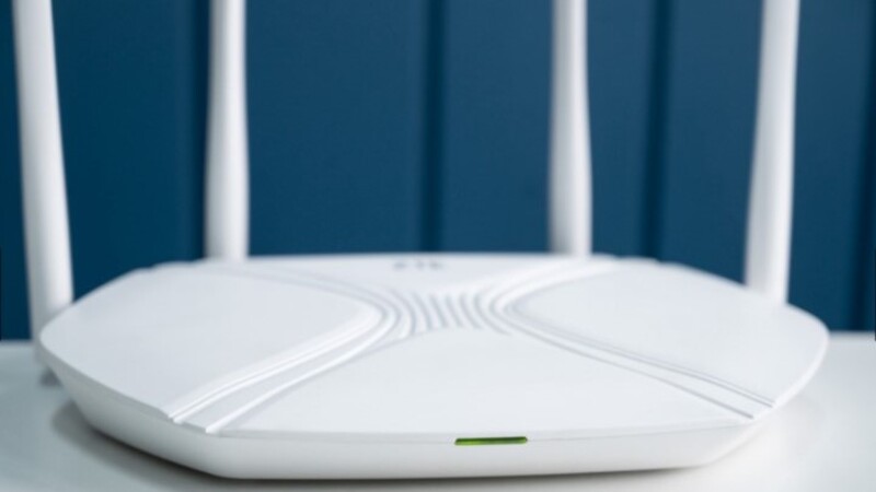 1753671606_lap-modem-wifi-7.jpg