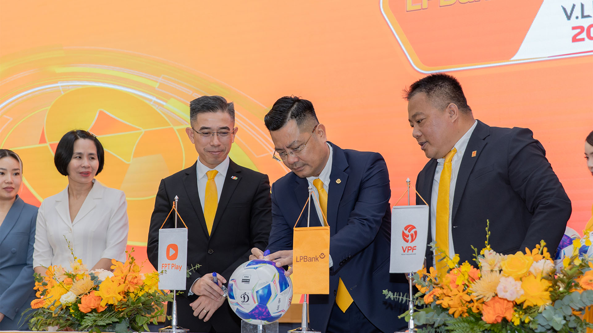 Công bố nhà tài trợ chính V.League 1 mùa giải 2025/26