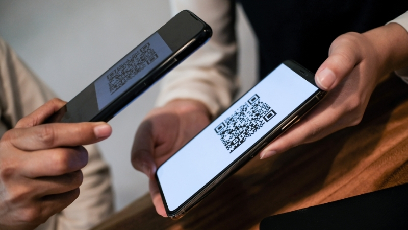 Cách chia sẻ wifi bằng mã QR trên iPhone chi tiết nhất 2025
