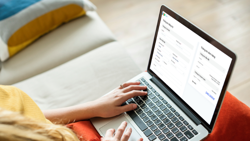 1755051690_caucasian-woman-using-computer-laptop1.jpg