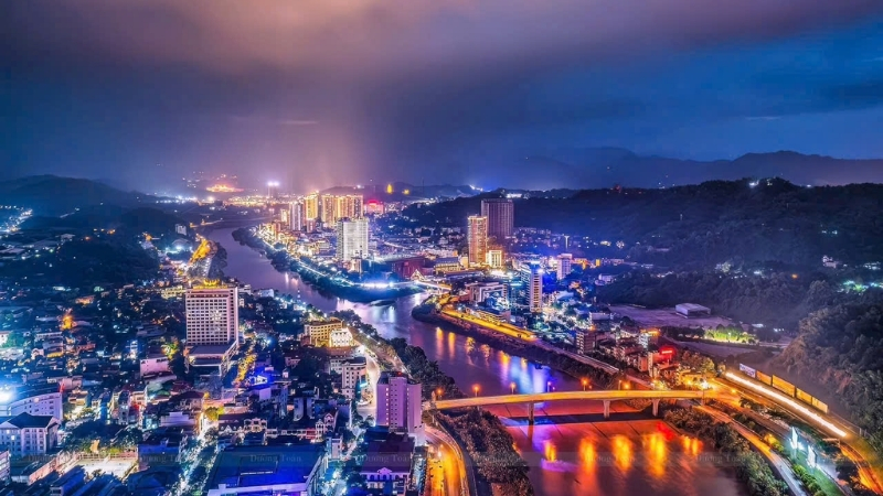 1757936833_lap-wifi-fpt-lao-cai.jpg