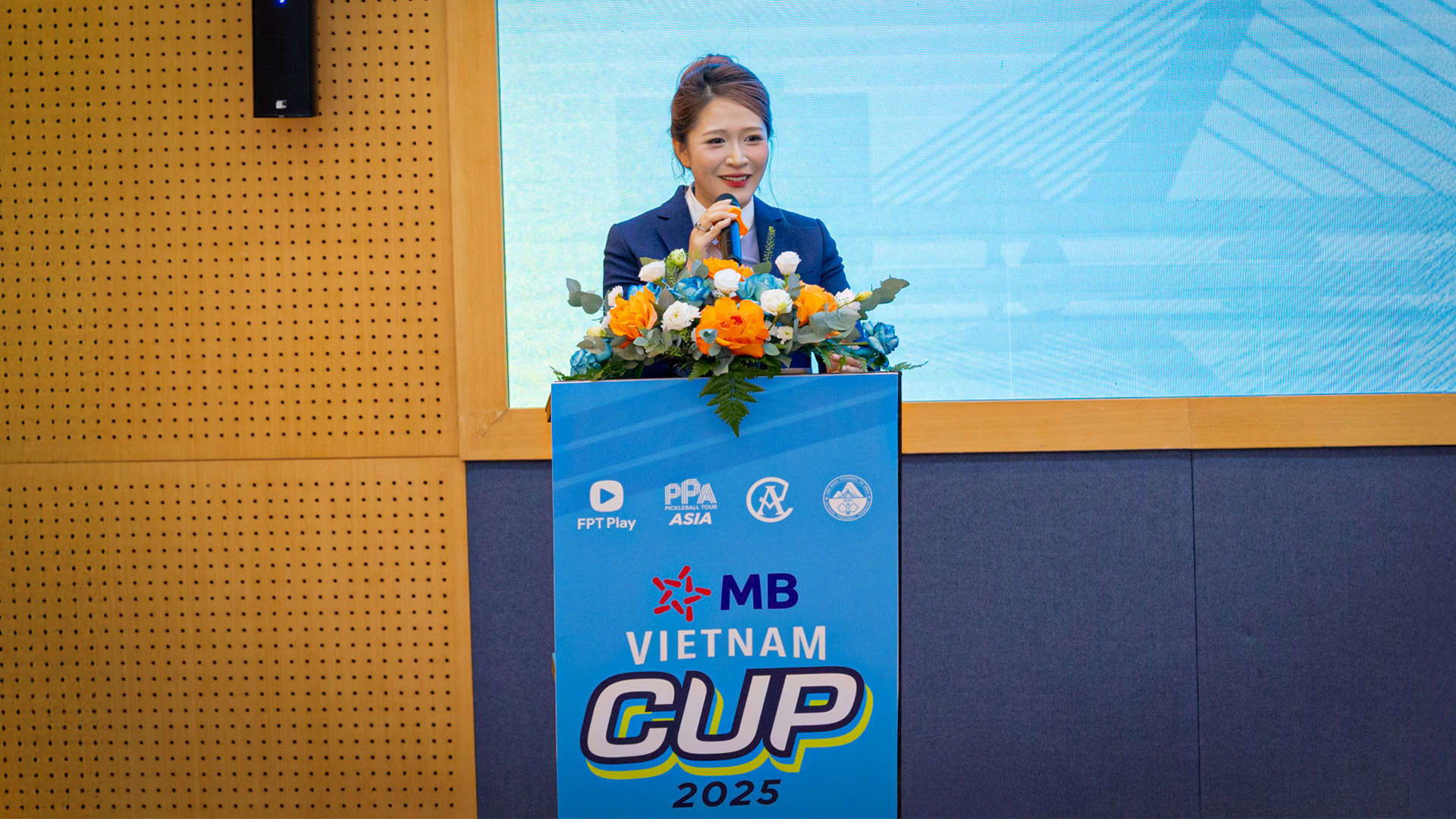Mô tả ảnh ở đây