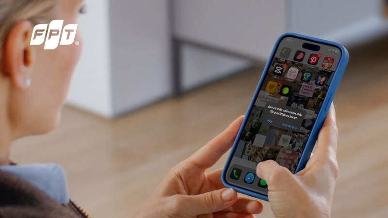 Cách khởi động lại iPhone nhanh, cả khi máy đơ, liệt cảm ứng