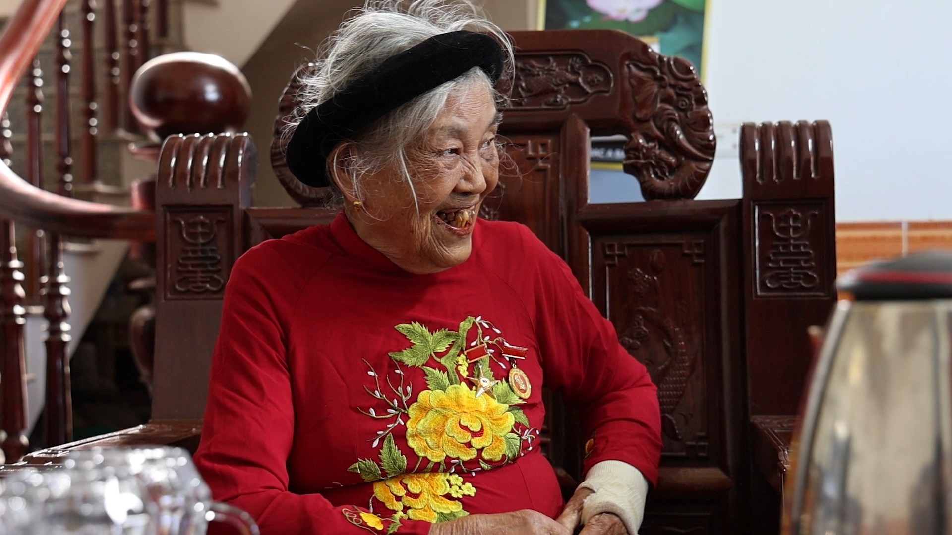 Mô tả ảnh ở đây