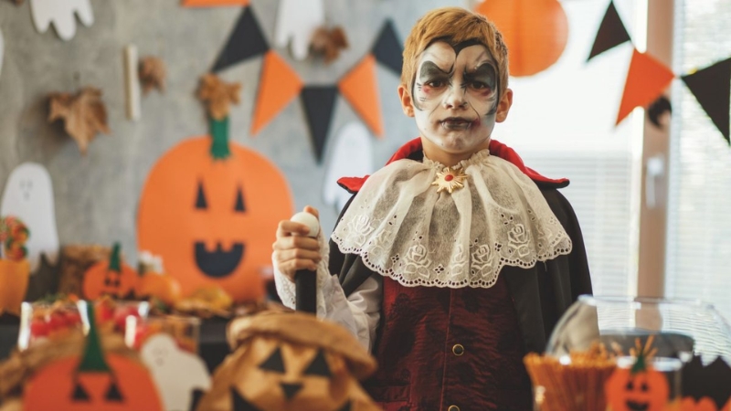 Hóa trang chủ đề Halloween