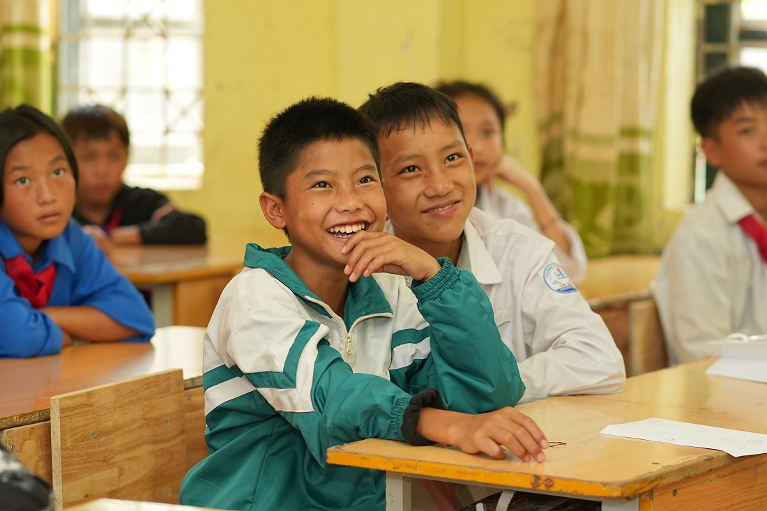 FPT cùng LG mang công nghệ kết nối tri thức cho học sinh vùng khó