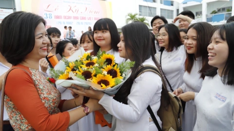 thơ ngắn về cô giáo