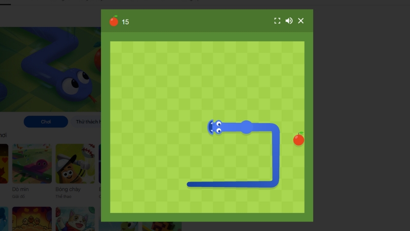 Con rắn trong game đang săn mồi và tránh va chạm