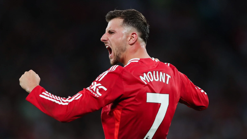 Mount hóa giải phong ấn "áo số 7 của MU", tiếp bước Ronaldo