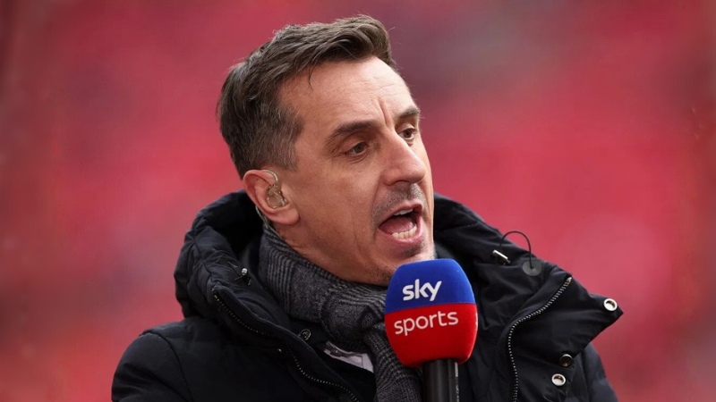 Gary Neville cảnh báo Arsenal cần "tỉnh giấc" sau chiến thắng nhọc nhằn 2-1 trước Wolves