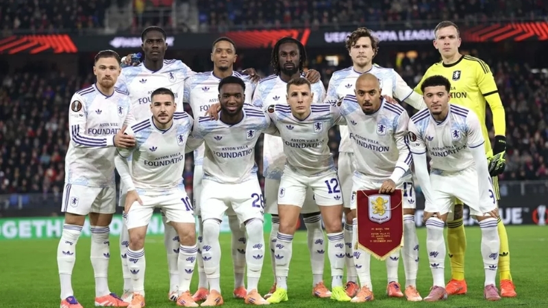 Rio Ferdinand n&oacute;i cơ hội v&ocirc; địch Ngoại hạng của Aston Villa