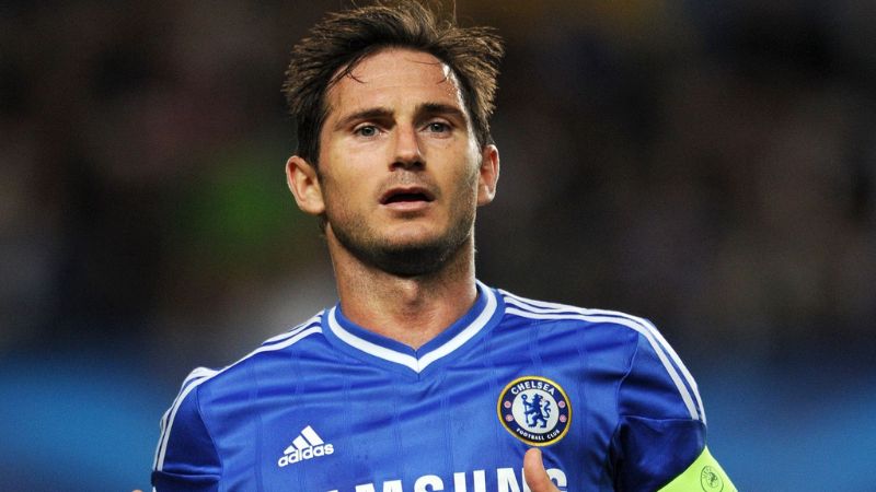 Tiền vệ Lampard với kỷ lục ghi nhiều bàn nhất lịch sử Ngoại hạng Anh