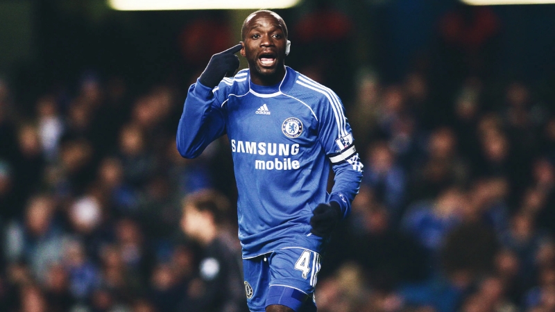 Makélélé góp phần thay đổi cách nhìn nhận về vị trí tiền vệ phòng ngự trong bóng đá hiện đại