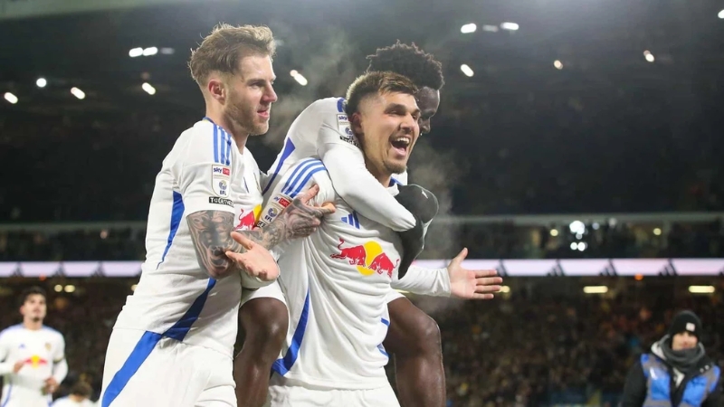 Leeds United đang có chuỗi năm trận bất bại