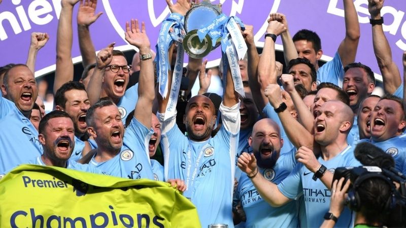 Pep Guardiola với kỷ lục 100 điểm tại mùa giải 2017-2018