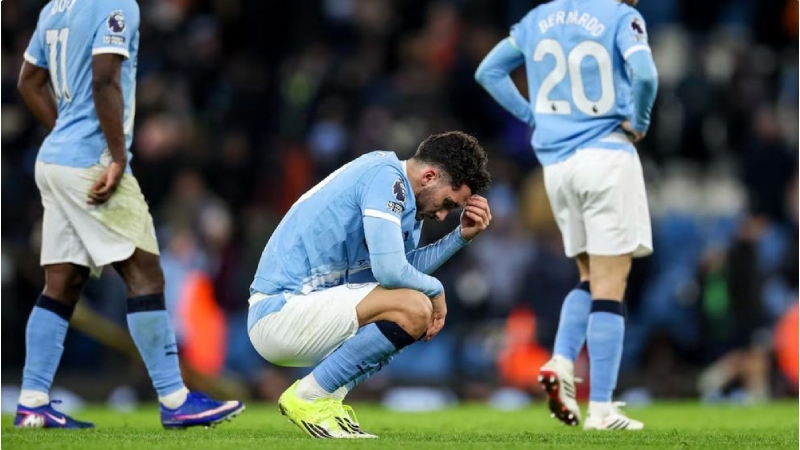 Man City có nguy cơ để Arsenal nới rộng cách biệt