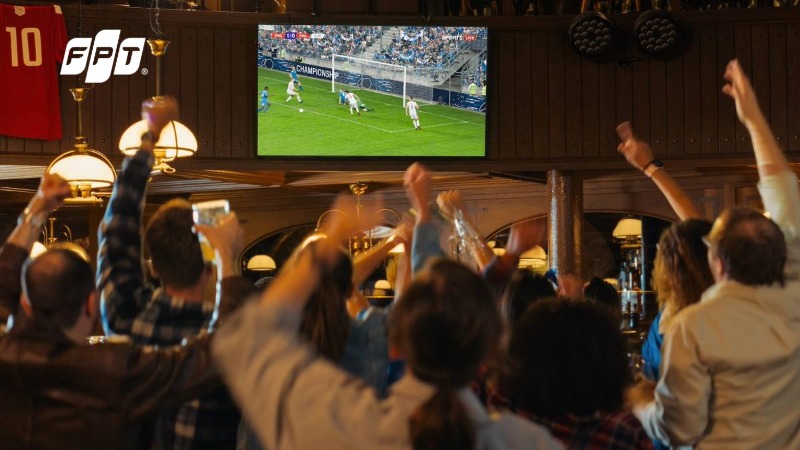 Đăng k&yacute; g&oacute;i Ngoại Hạng Anh FPT cho nh&agrave; h&agrave;ng - qu&aacute;n nhậu: Lợi thế thu h&uacute;t kh&aacute;ch h&agrave;ng