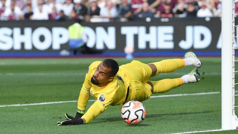 Vị trí thủ môn số 1 của Chelsea hiện tại là Robert Sanchez