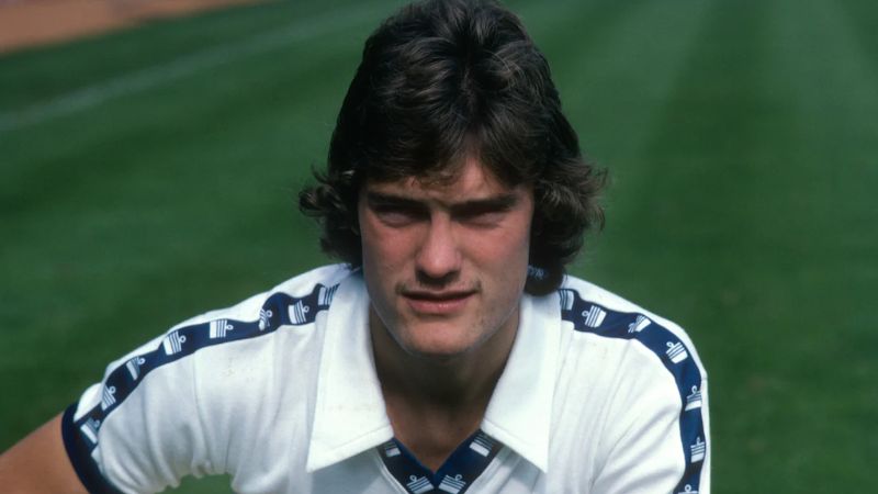 Nghệ sĩ sân cỏ với nhãn quan chiến thuật đi trước thời đại