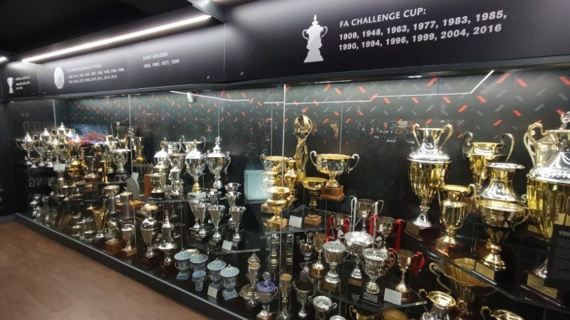 Phòng trưng bày danh hiệu tại bảo tàng Manchester United