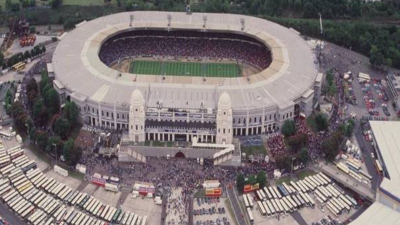 Lịch sử hình thành của sân vận động Emirates