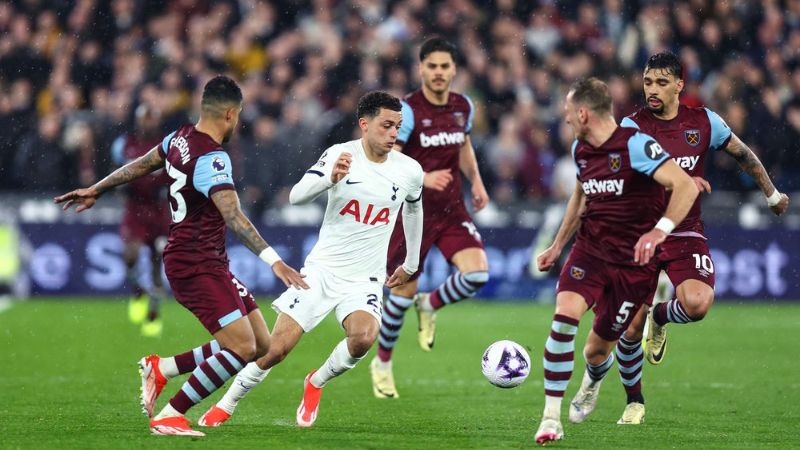 West Ham vừa có chiến thắng 2-1 trước Tottenham ngày 18/01