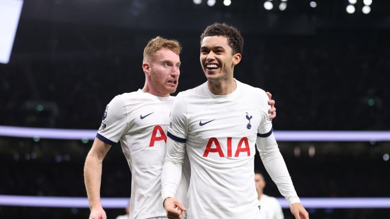 Tottenham Hotspur đang có phong độ không ổn định
