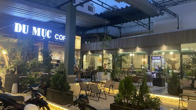 Xem bóng đá mát mẻ tại Cà Phê Sân Vườn Du Mục