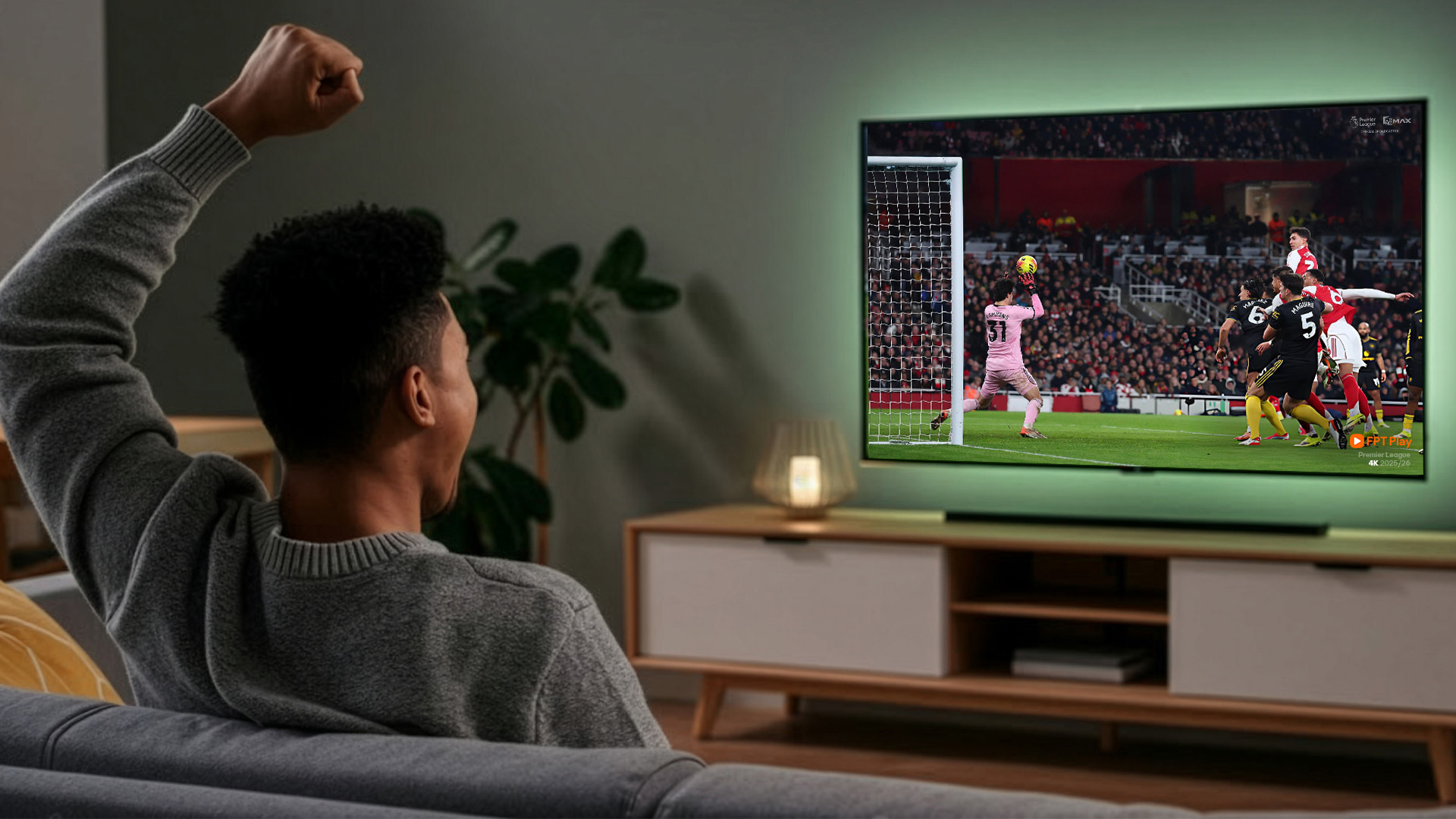 NBA, UFC, Ngoại hạng Anh: 3 &lsquo;&ocirc;ng lớn&rsquo; thể thao đ&atilde; c&oacute; mặt tại FPT Play