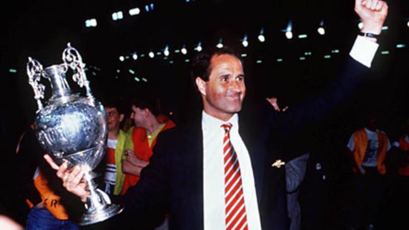 George Graham được bổ nhiệm làm huấn luyện viên Arsenal năm 1986 sau thành công tại Millwall.