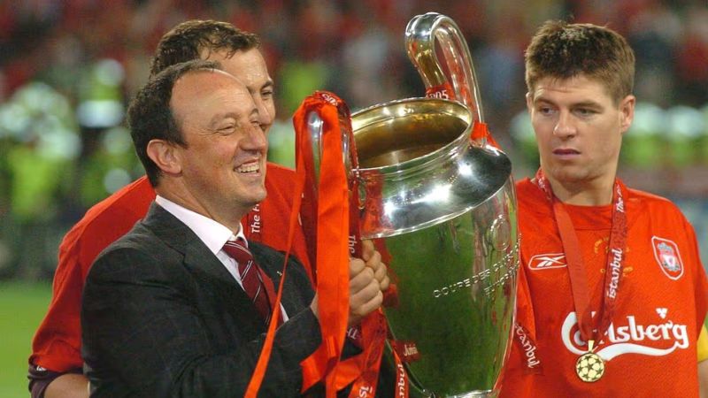 Rafa Benítez cùng chức vô địch Champions League 2005
