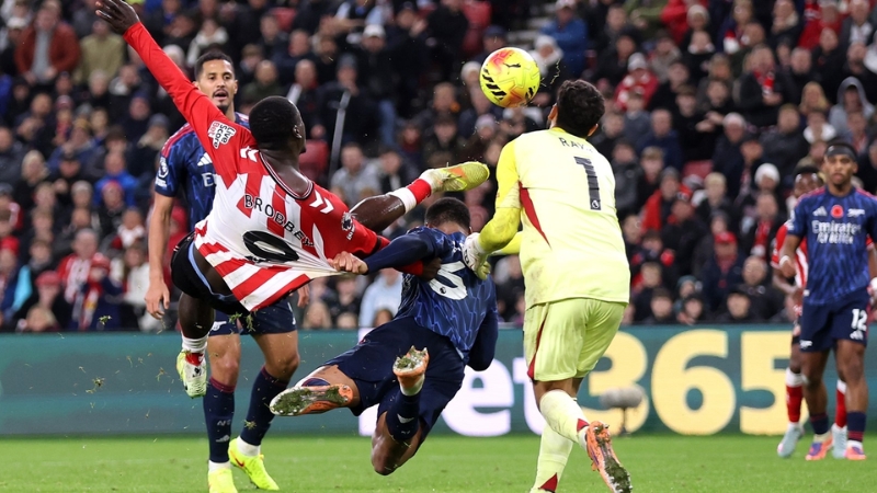 Tháng 2 chứa đựng nhiều thử thách khắc nghiệt với Sunderland