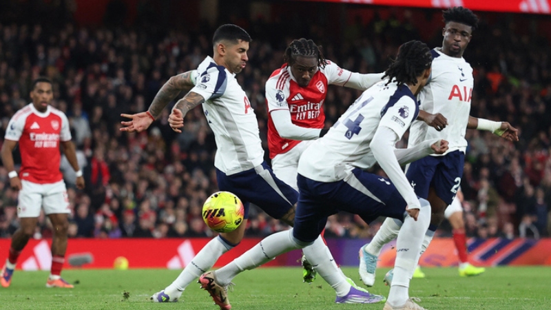 Tottenham đang có một mùa giải thiếu ổn định với hành thủ lỏng lẻo