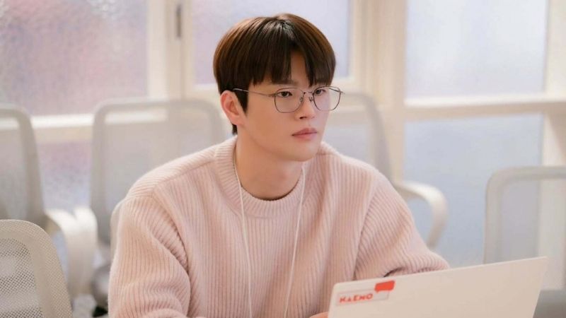 Park Gyeong Nam chàng đồng nghiệp “oan gia” của Mi-rae