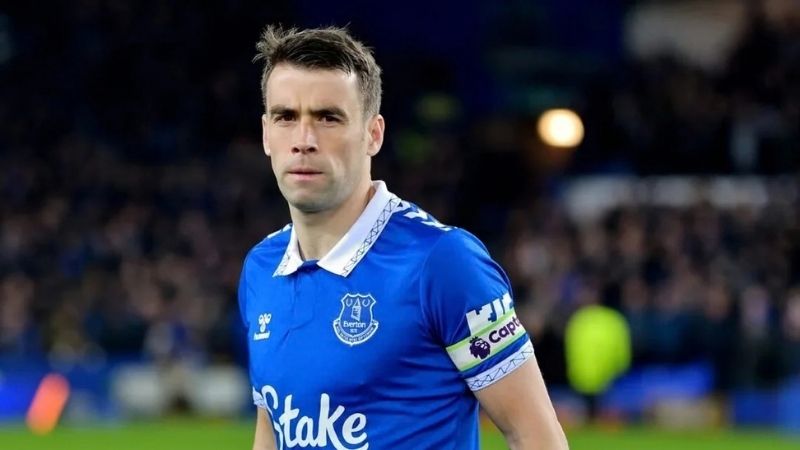 Đội trưởng Seamus Coleman không thể ra sân trong trận gặp Arsenal