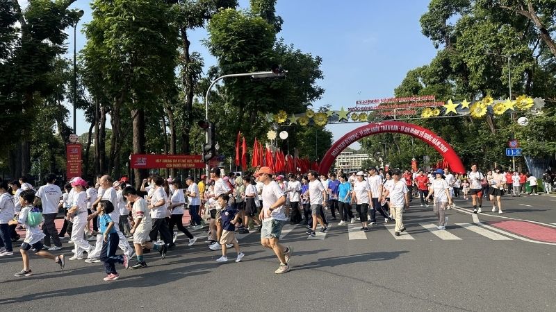 Toàn cảnh sự kiện Ngày chạy Olympic vì sức khỏe toàn dân