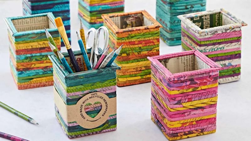 Hộp đựng bút handmade sáng tạo từ vật liệu tái chế