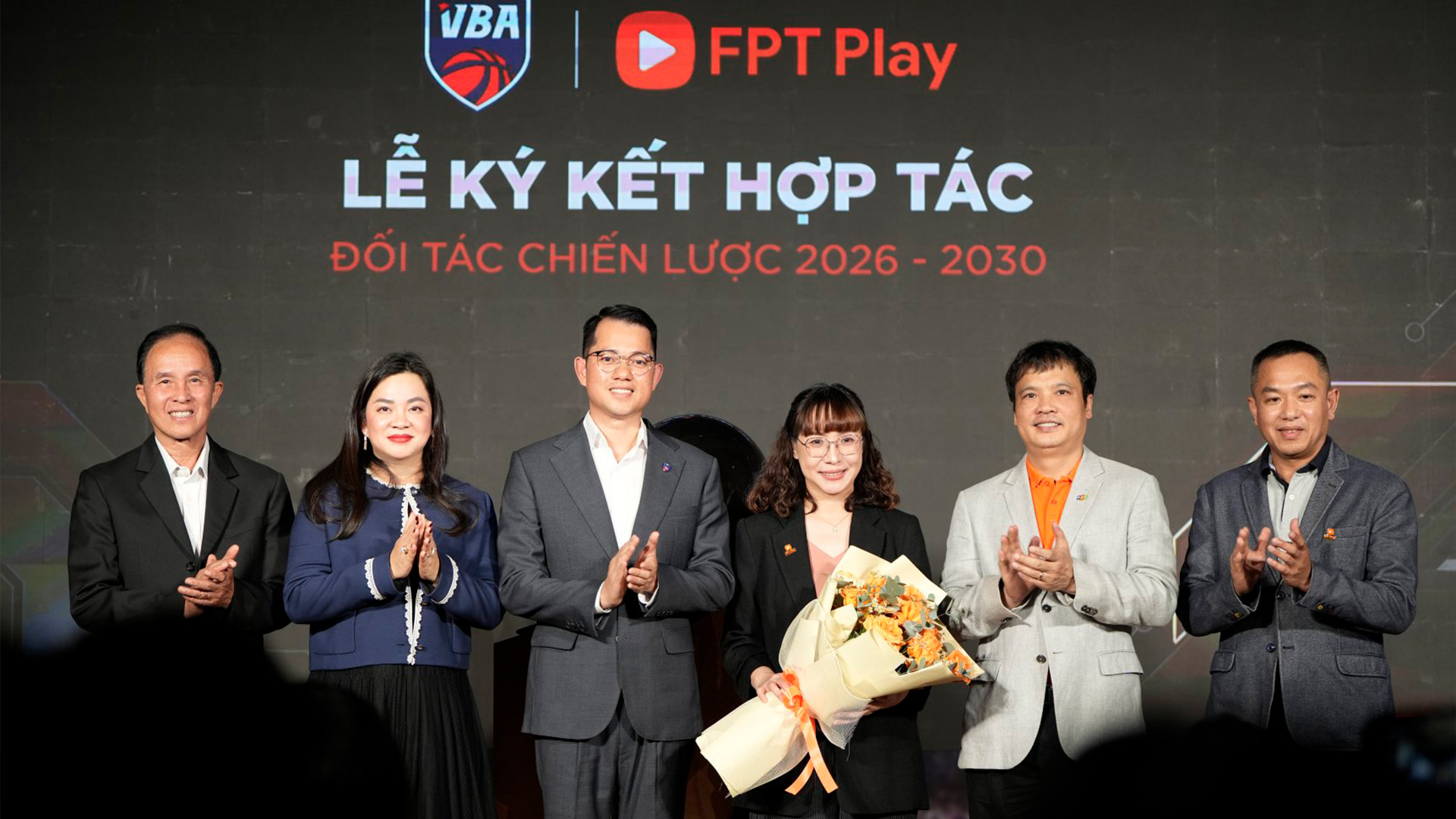 Mô tả ảnh ở đây