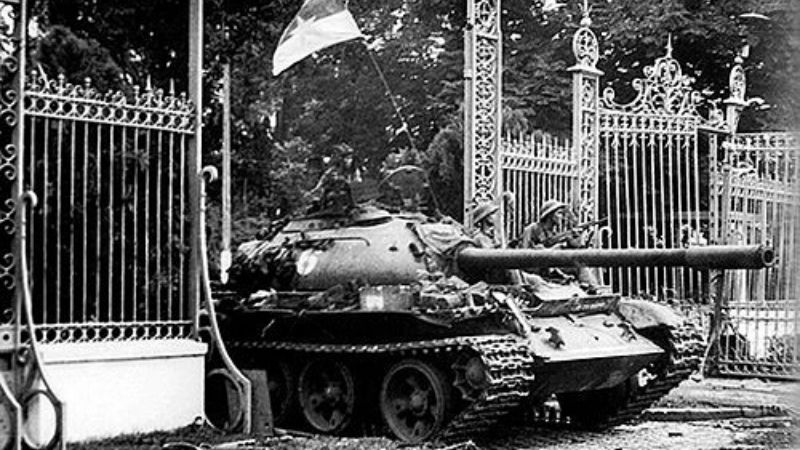 Hình ảnh biểu tượng mang đậm ý nghĩa lịch sử của ngày 30/4