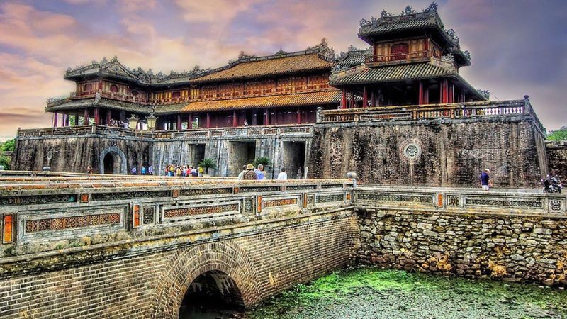 Quần thể di tích triều Nguyễn tại Huế với kiến trúc đặc sắc