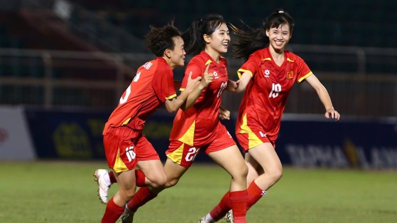Cổ vũ đội tuyển U20 nữ Việt Nam làm nên kỳ tích