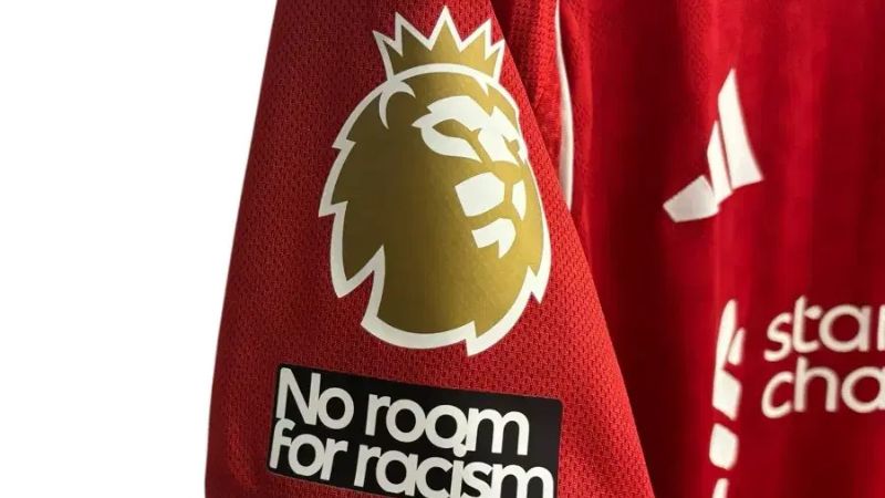 Huy hiệu tay áo vô địch đặc quyền của nhà vua