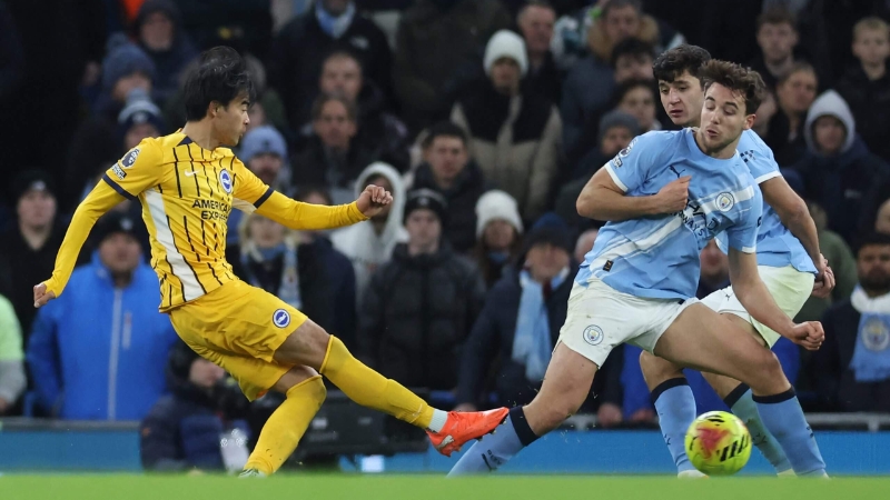Mitoma và hàng công Brighton đang trong phong độ rất tốt — hàng thủ Tottenham sẽ có đêm khó ngủ