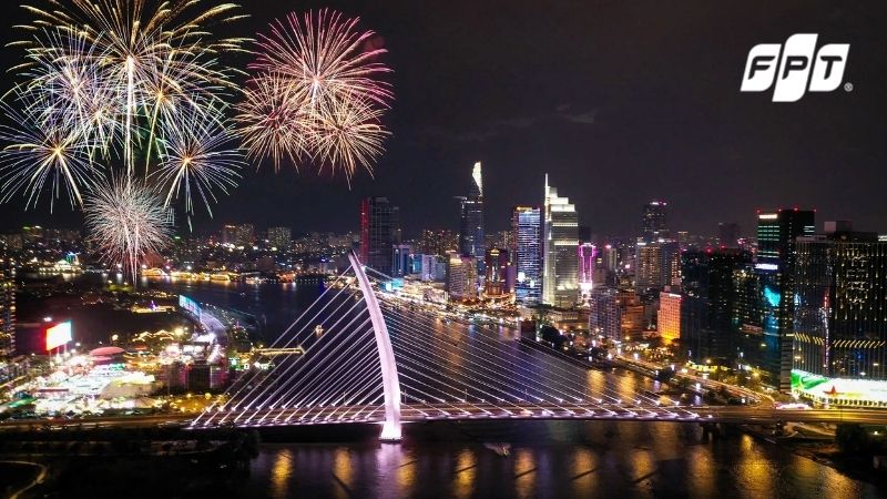 Cập nhật danh s&aacute;ch 8 điểm bắn ph&aacute;o hoa 30/4 TP.HCM 2026