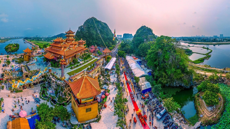 Ngũ Hành Sơn phù hợp với du khách yêu thích không gian văn hóa, tâm linh và cảnh quan tự nhiên