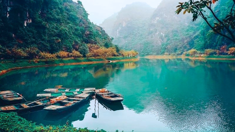 Tuyệt Tình Cốc hợp với những ai muốn tìm một điểm chụp ảnh yên bình ở Ninh Bình