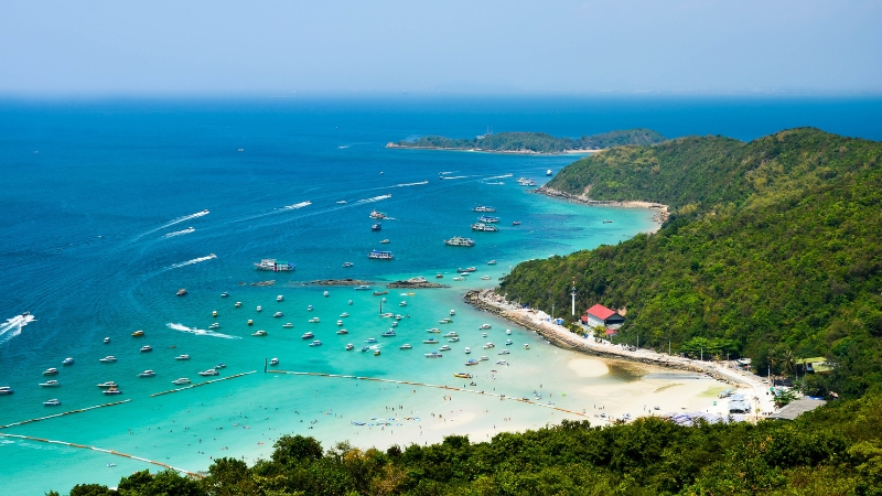 Pattaya là lựa chọn thuận tiện nếu muốn kết hợp biển trong chuyến đi Bangkok