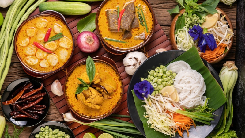 Ẩm thực Thái Lan có nhiều món dễ ăn, phù hợp với cả người đi lần đầu