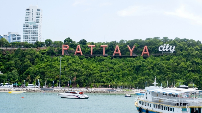 Pattaya giúp lịch trình 4N3Đ có thêm trải nghiệm biển gần Bangkok