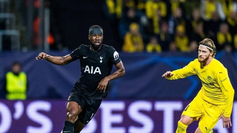 Trận đối đầu giữa Leeds và Tottenham tại đấu trường Ngoại Hạng Anh ngày 10/4/2025